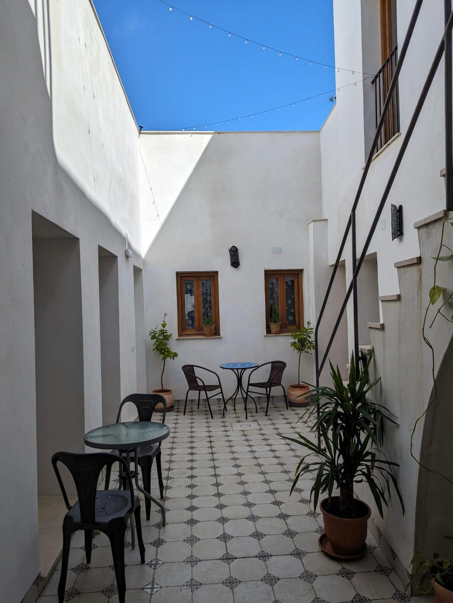 Mina32 By 7Escalones Appartement Rota Buitenkant foto
